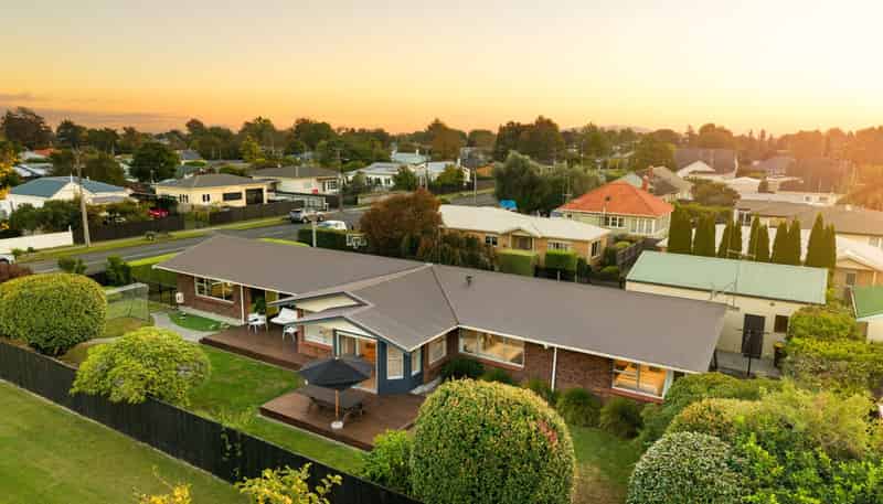 82 Williams Street, Cambridge