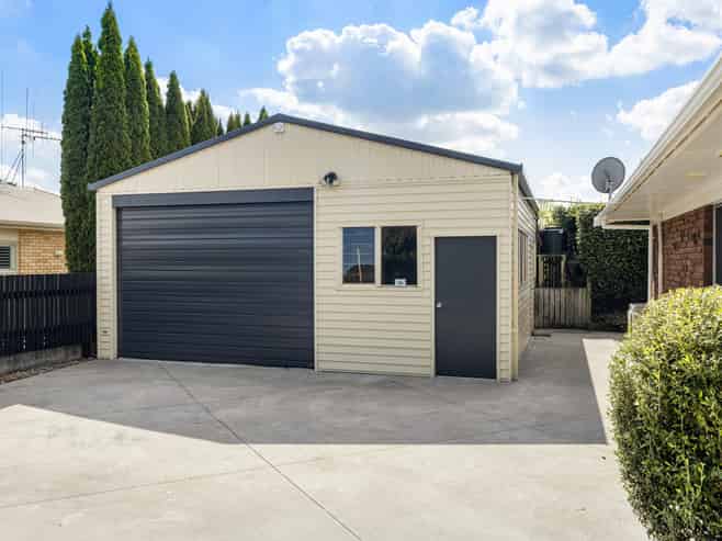 82 Williams Street, Cambridge