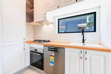 44A  Parry Road, Mount Wellington