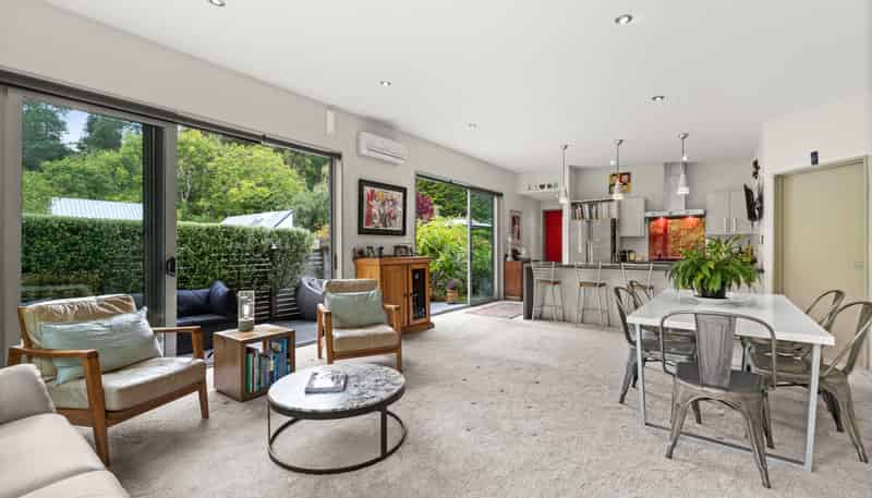 2 Tokomaru Drive, Havelock North