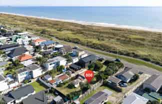 808 Papamoa Beach Road, Papamoa