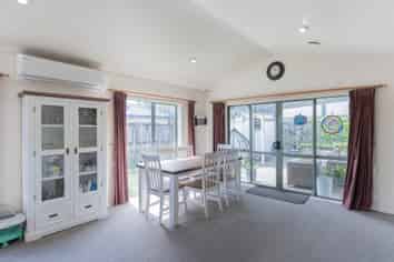 61 Sheriff Place, Randwick Park