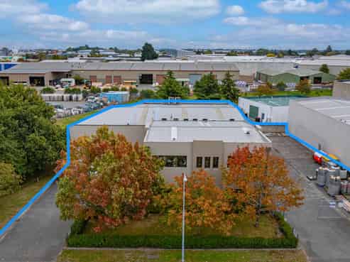Location, Opportunity and Vacant - Hornby