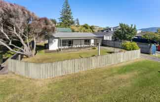 30 Donovan Road, Paraparaumu Beach