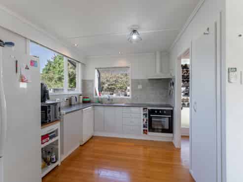 30 Donovan Road, Paraparaumu Beach