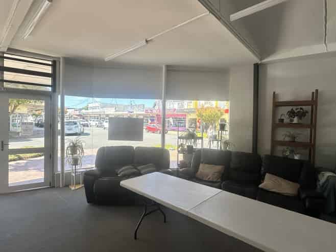 High Profile Corner Retail/Office for Lease