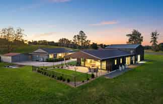 391 Whitford Park Road, Whitford