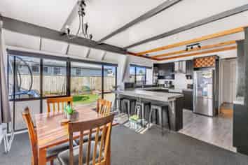 44 Park Lane, Waitara