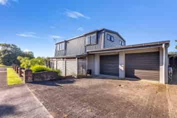 44 Park Lane, Waitara