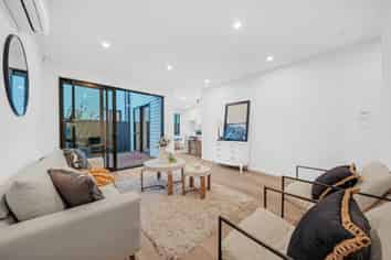 2/47 Hendon Avenue, Mount Albert