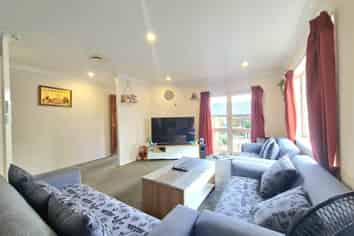 2/ Wallace Road, Papatoetoe