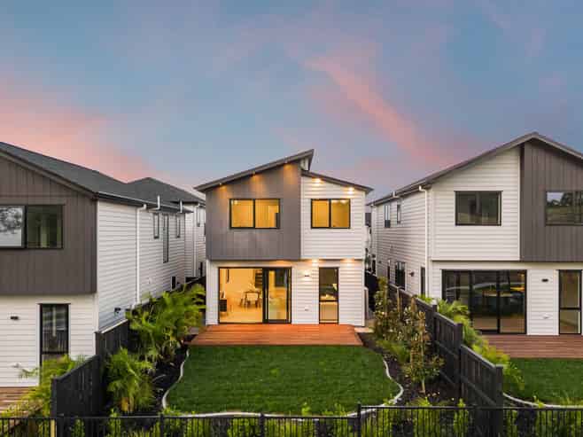 82 Tukutata Crescent, Milldale