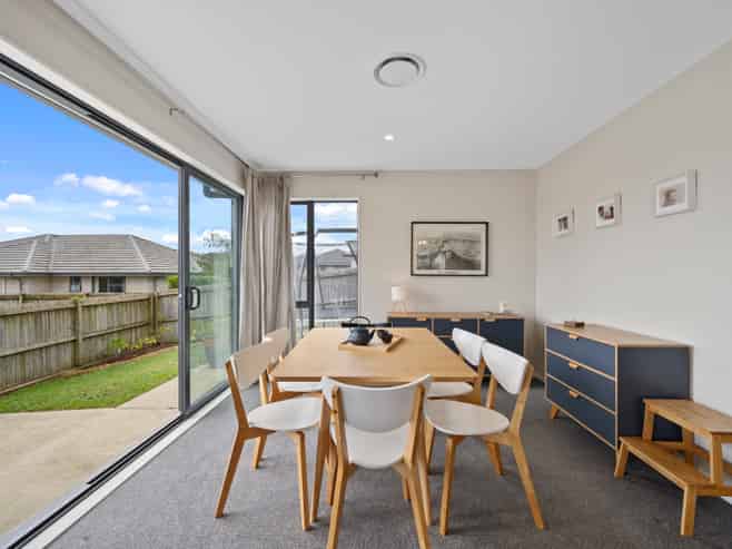 18 Twin Parks Rise, Papakura