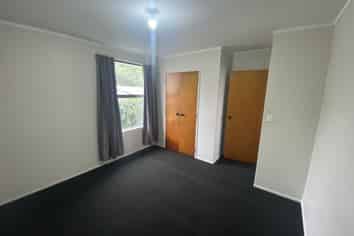 4c Tui Avenue, Forest Lake