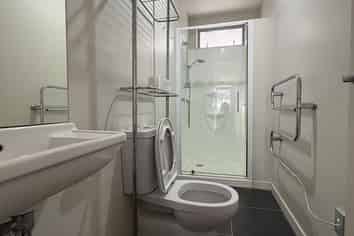 21/120 Rintoul Street, Newtown