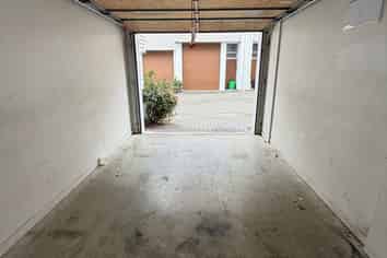 21/120 Rintoul Street, Newtown