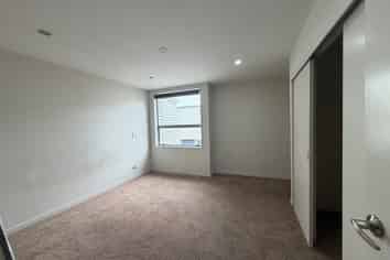 21/120 Rintoul Street, Newtown