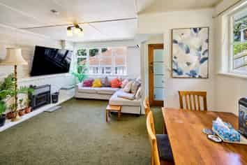 19 Franklyn Road, Tawa