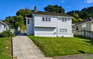 19 Franklyn Road, Tawa