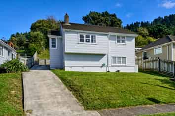 19 Franklyn Road, Tawa