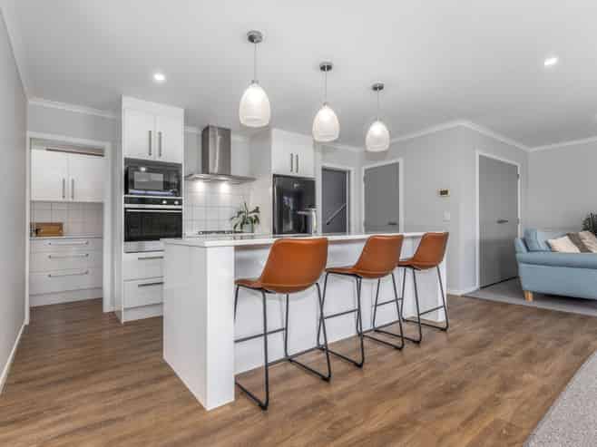 130 John Burke Drive, Aotea