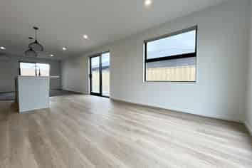 9 Robson Drive, Lincoln