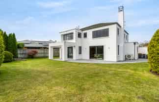 3 Lexington Place, SHIRLEY