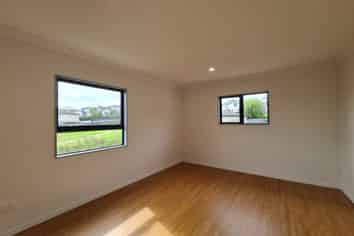  Arrowsmith Drive, Flat Bush