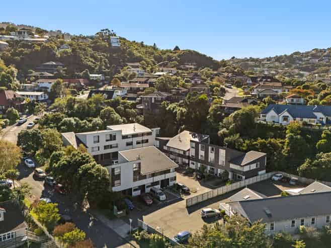 9/8 Thatcher Crescent, Crofton Downs