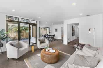 60D Heathcote Road, Castor Bay