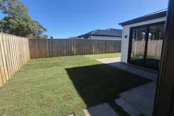 28 Derbridge Street, Ravenswood