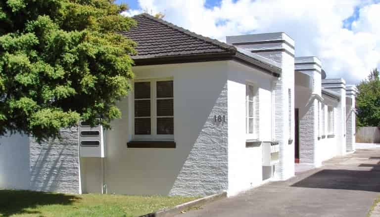 4/181 Jervois Road, Herne Bay