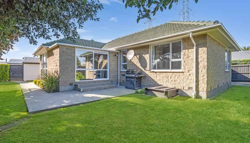 27 Steele Street, Hornby