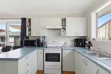 27 Steele Street, Hornby