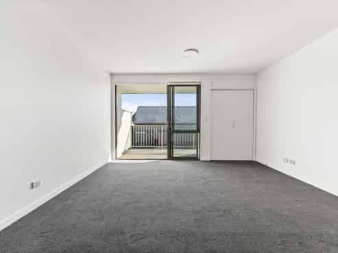 8/20 Stanmore Road, Phillipstown