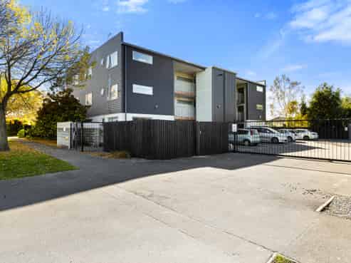 8/20 Stanmore Road, Phillipstown