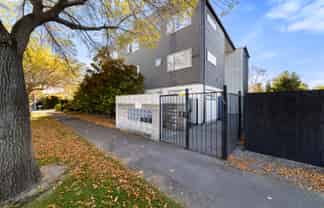 8/20 Stanmore Road, Phillipstown