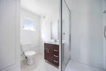 2/9 Mackwood Place, Birkdale