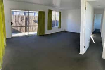 24 Ellesmere Place, Oceanview