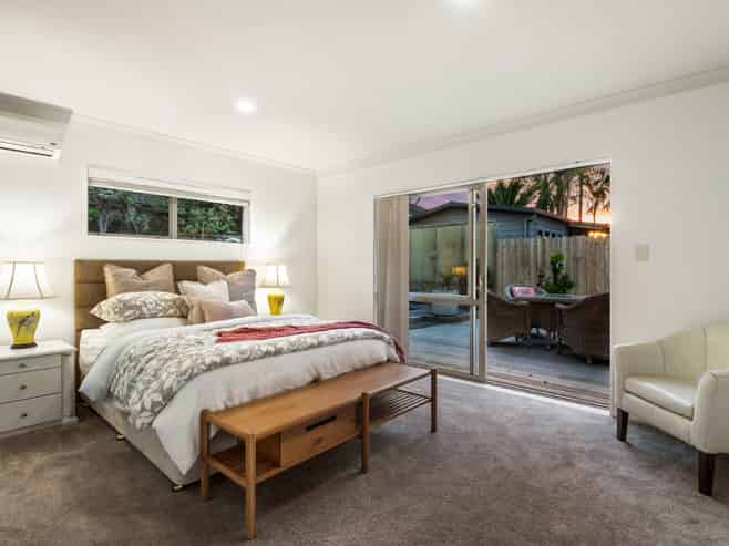 12 English Oak Drive, Schnapper Rock