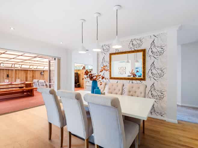 12 English Oak Drive, Schnapper Rock