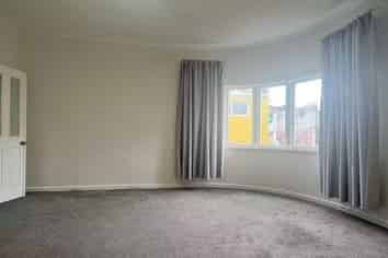 Auckland - Address withheld