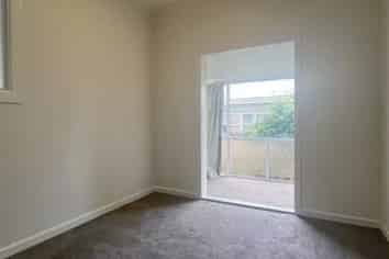 Auckland - Address withheld