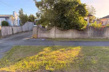 8 Bathurst Street, Silverstream