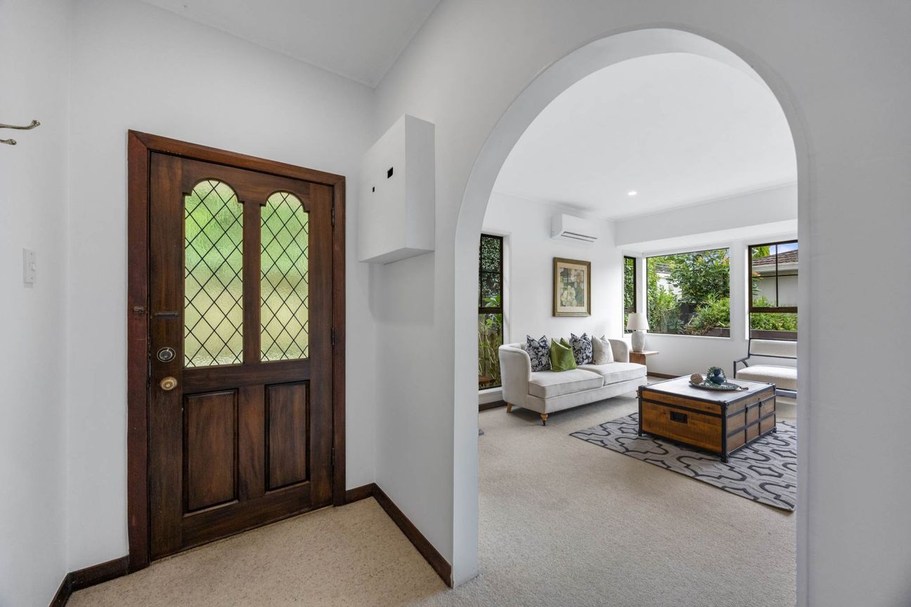 Offers over $1,100,000 Must be sold ! - Widok 4