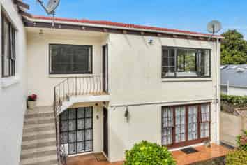 6/2 Brightside Road, Epsom