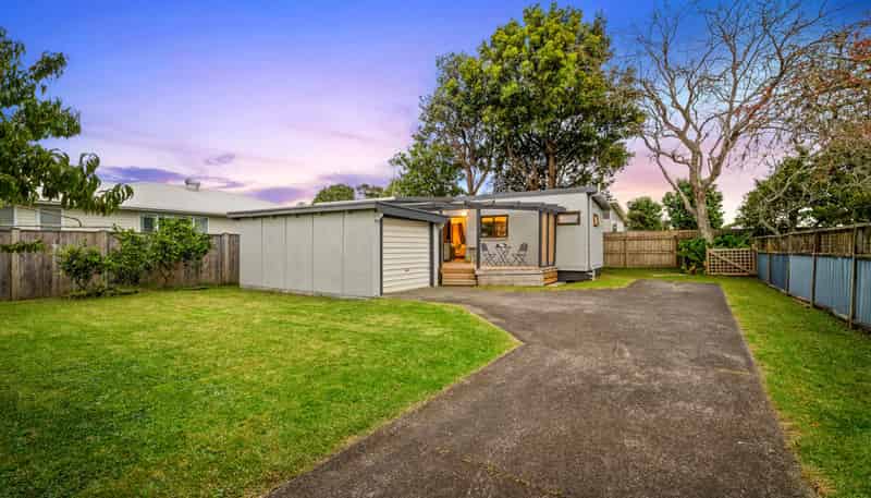 83A Wharf Road, Te Atatu Peninsula