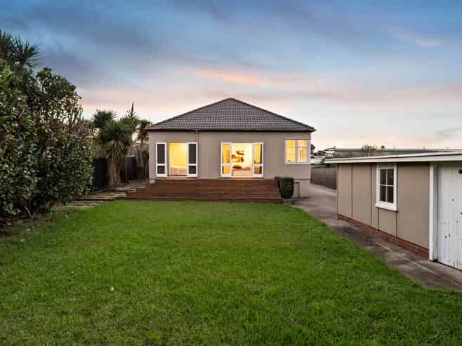 66 Kiwitea Street, Sandringham