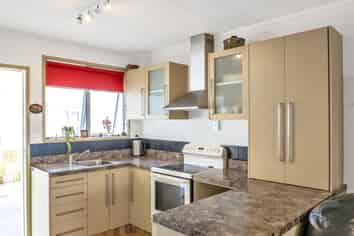 17b Eastons road, Westport