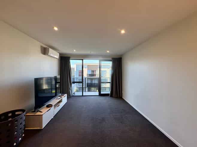 206/69C Hall Avenue, Mangere